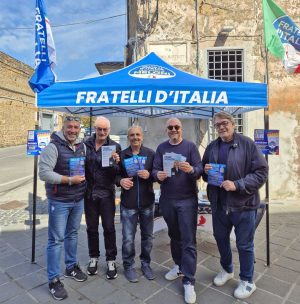 Gazebo FdI a Nepi