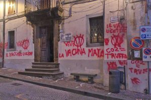 Bassano Romano - Scritte no vax