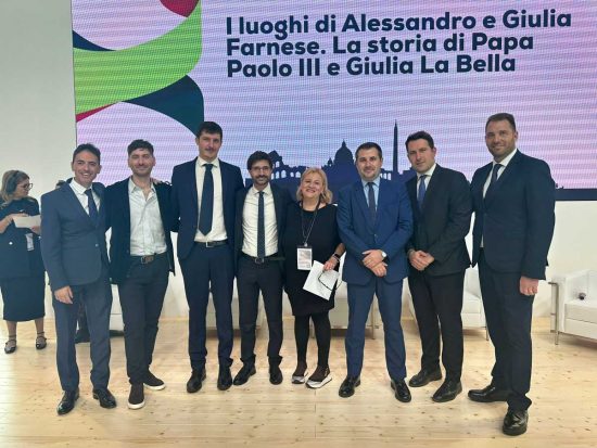 Daniele Sabatini alla Ttg di Rimini insieme ad alcuni rappresentanti dei comuni 