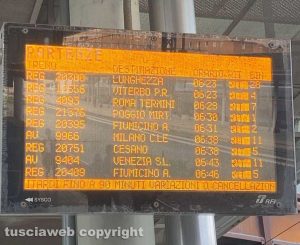 Treni - Il tabellone con i ritardi