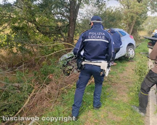 Viterbo - Incidente strada Ombrone