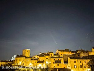 Cometa a Tuscania