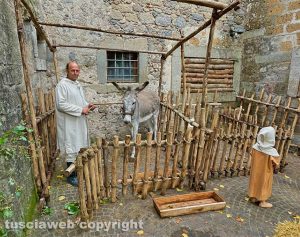 Soriano nel Cimino - Giornata conclusiva della 57esima edizione della sagra delle castagne, scene di vita medievale nel paese