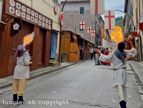 Soriano nel Cimino - Giornata conclusiva della 57esima edizione della sagra delle castagne, scene di vita medievale nel paese
