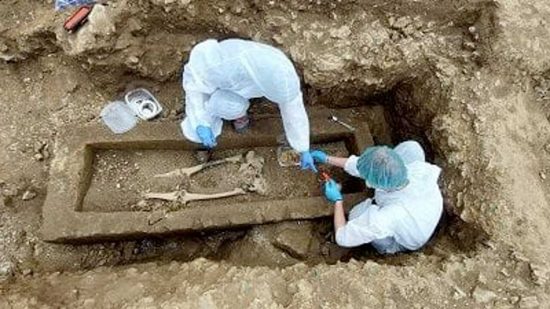 Capodimonte - Scoperta-archeologica a Bisenzio, riportata alla luce un’area sepolcrale del VII secolo a.C. 