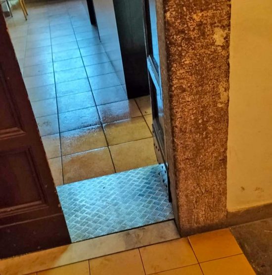 Viterbo - Piove nei locali comunali a San Martino al Cimino