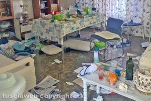 Montalto Marina - L'interno della casa occupata