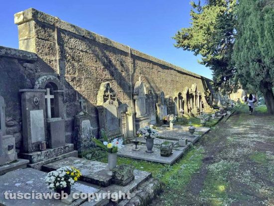 Viterbo - Ognissanti al cimitero