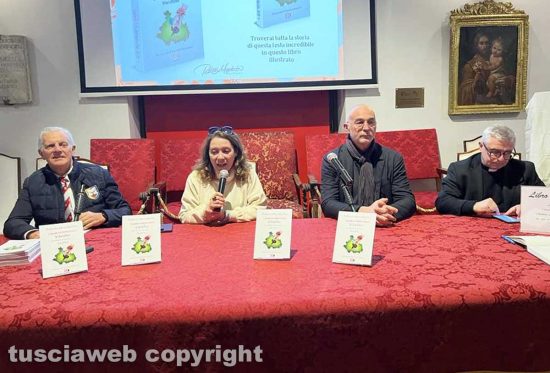 Viterbo - Massimo Mecarini, Roberta Mezzabarba, Raffaele Ascenzi e don Alfredo Cento
