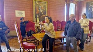 Viterbo - L'incontro dei commercianti con la sindaca nella sala Rossa