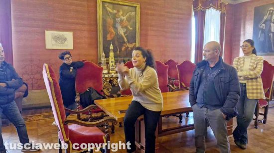 Viterbo - L'incontro dei commercianti con la sindaca nella sala Rossa