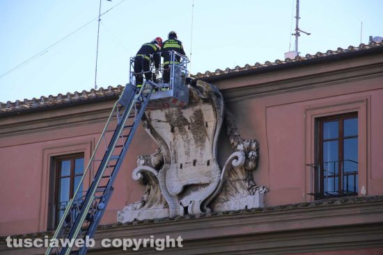 Viterbo - Controlli dei vigili del fuoco in prefettura