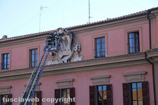Viterbo - Controlli dei vigili del fuoco in prefettura