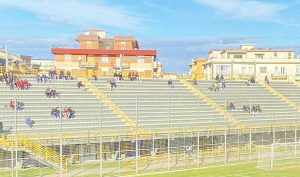 La desolazione della Curva Nord del Rocchi praticamente deserta