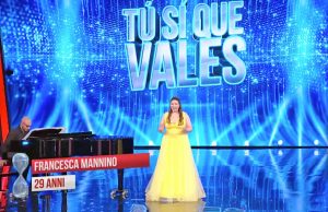 Francesca Mannino sul palco di Tu sì que vales