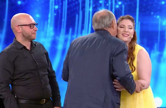 Francesca Mannino sul palco di Tu sì que vales con Gerry Scotti