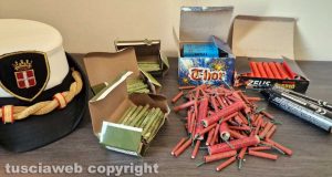 Tuscania - I petardi sequestrati dalla locale