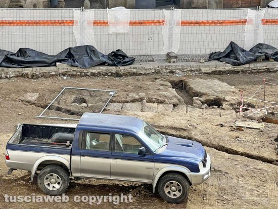 Viterbo - Gli scavi archeologici in piazza del Comune