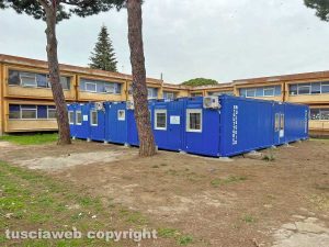 Viterbo - I container della scuola dell'Ellera