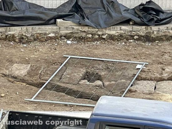Viterbo - Gli scavi archeologici in piazza del Comune