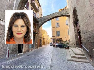 Viterbo - Via Mazzini - Nel riquadro Laura Allegrini
