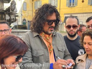 Viterbo - Alessandro Borghese a piazza delle Erbe
