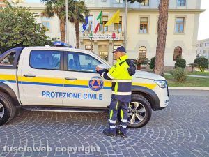 Civitavecchia - Il nuovo mezzo 4x4 della protezione civile