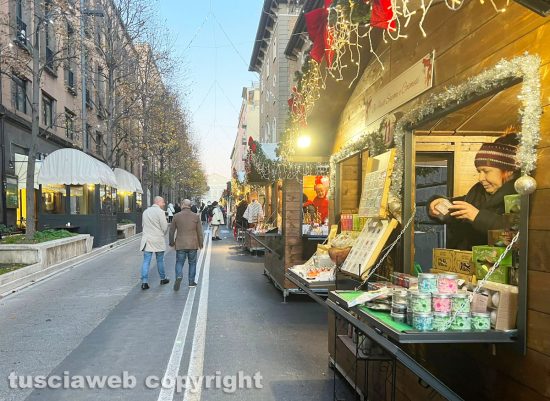 Viterbo - Inaugurazione mercatino di Natale