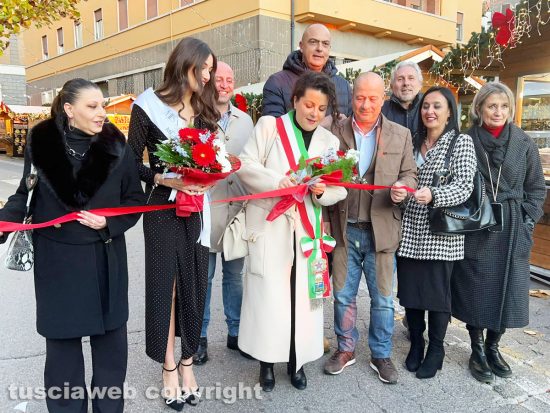 Viterbo - Inaugurazione mercatino di Natale 