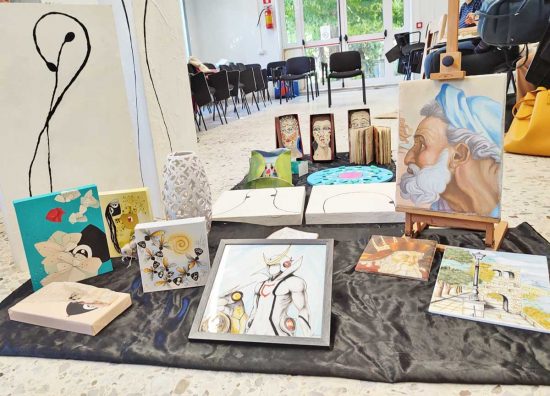 Viterbo - Mostra 'Forme a Con-tatto. Educare con gioia nel gioco'