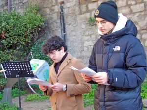 Viterbo - L'iniziativa "#ioleggoperché" al parco Chiara Lubich del liceo Santa Rosa e Ic Fantappié