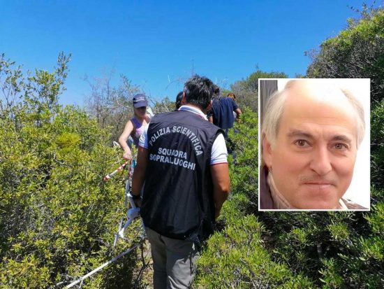 La polizia scientifica - Nel riquadro Gabriele Pesci