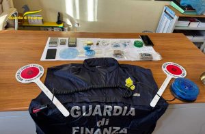 Tarquinia - Guardia di finanza - La droga sequestrata