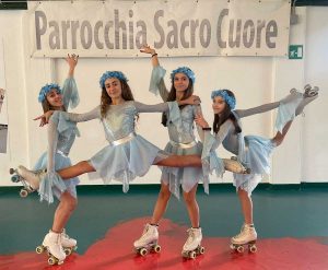 Aspettando il Natale, saggio Libertas Pilastro Pattinaggio