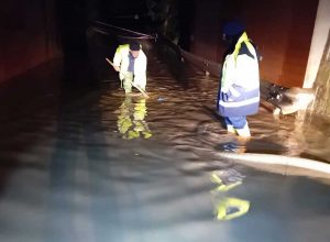 Tarquinia - I volontari dell'Aeopc in azione al sottopassaggio alle Grottelle