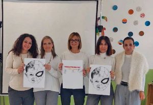 Montalto di Castro - Le docenti della scuola d'infanzia al mercatino solidale natalizio