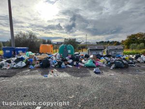 Viterbo - L'isola ecologica a San Lazzaro