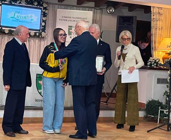 Vetralla - Rachele Menicacci riceve il premio "Atleta dell'anno 2024" del Unvs