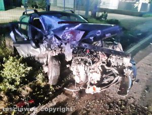 Frontale sulla Tuscanese - La Fiat Panda distrutta