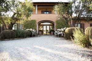 Veduta facciata del Resort