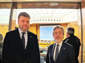 Consiglio nazionale di Forza Italia - Da sinistra Alessandro Romoli e Francesco Battistoni