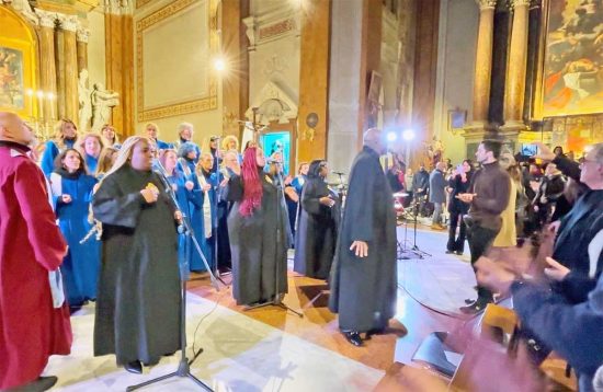 Caprarola - Cedric Shanno Rives Gospel Choir chiudono il Tuscia in jazz for sla 2024