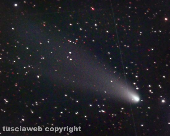 La cometa Tsuchinshan si allontana