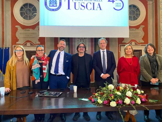 Viterbo - Unitus - Incontro sull'Intelligenza artificiale con Viterbo - Marco Camisani Calzolari di Striscia La Notizia e i docenti