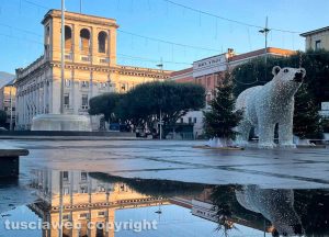 Terni addobbata a Natale