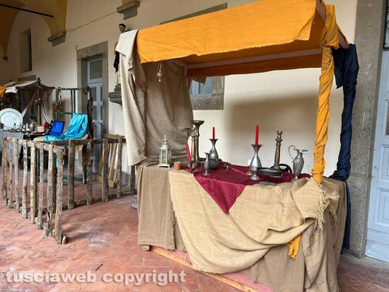 Santa Maria della Quercia - Mostra 100 presepi