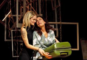 Tiziana Foschi, in scena con sua figlia Nina Fucci