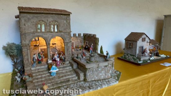 Viterbo - Mostra 100 presepi nel chiostro della basilica di Santa Maria della Quercia