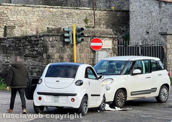 Viterbo - Incidente al Pilastro