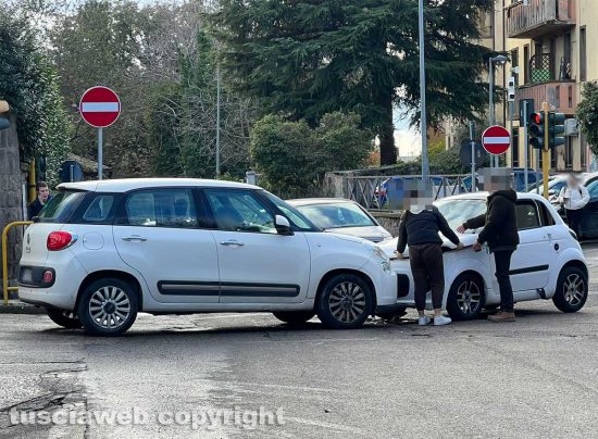 Viterbo - Incidente al Pilastro